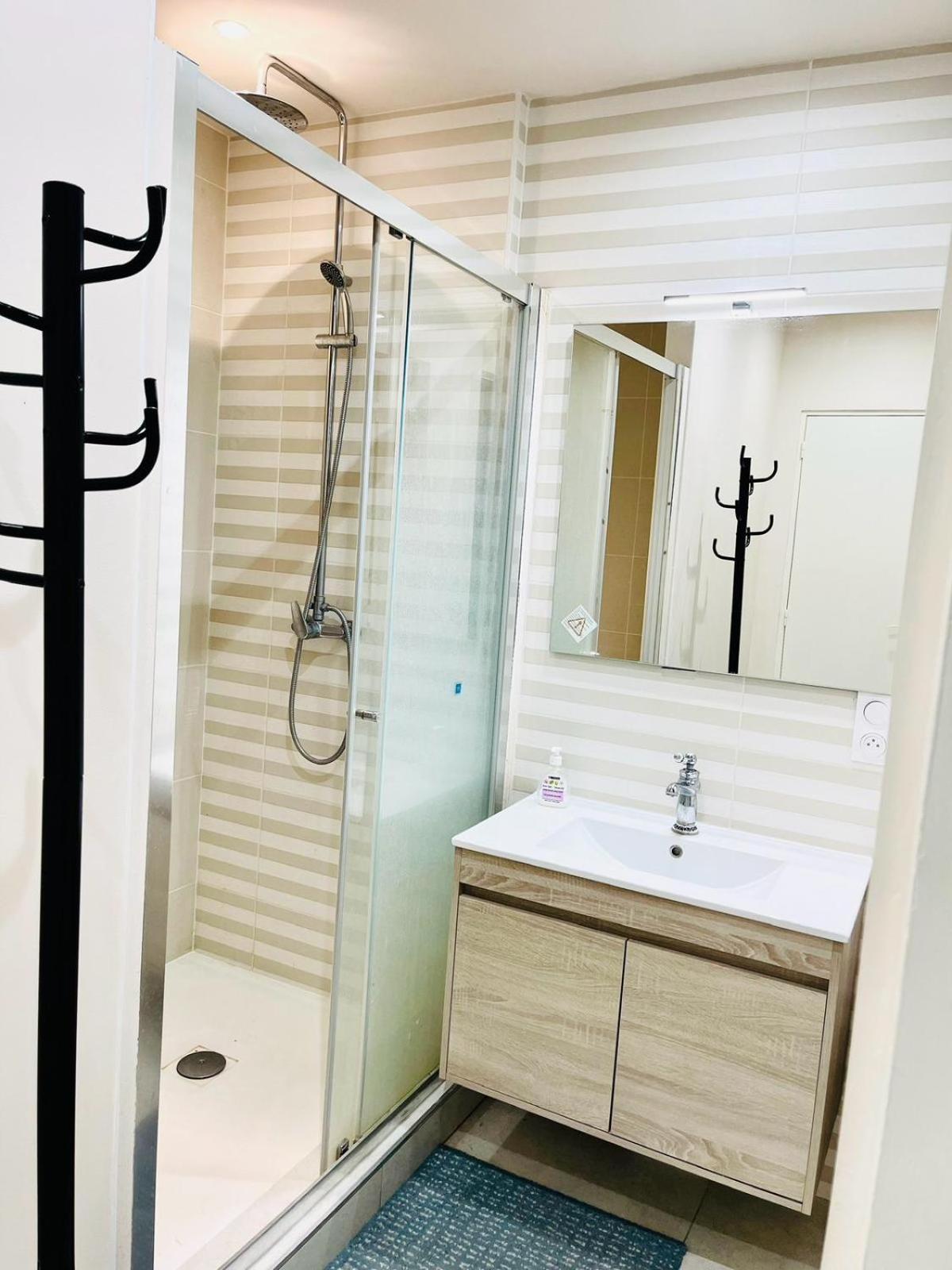 Stylish, Calm And Green Home Stay Сан-Фаржо-Понтиери Екстериор снимка